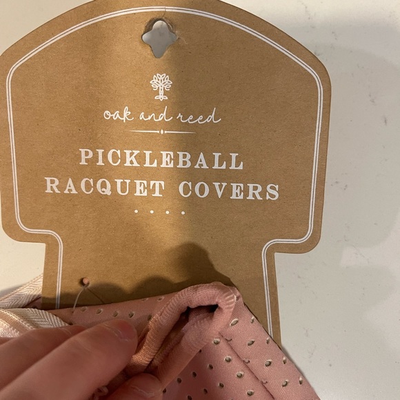 NWT- Set of Oak and Reed Pickleball Paddle Covers l - Picture 6 of 7
